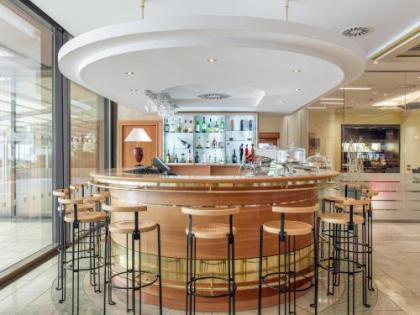 Panorama Hotel Prague - image 19