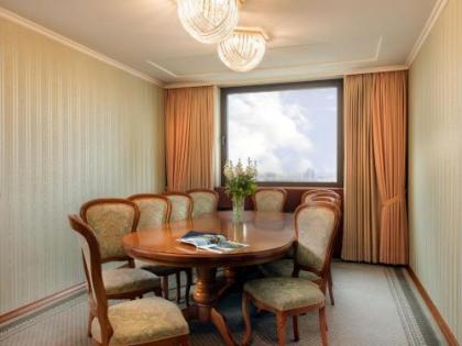 Panorama Hotel Prague - image 5