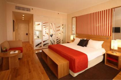 Mamaison Hotel Riverside Prague - image 1