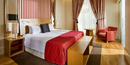 Mamaison Hotel Riverside Prague - image 14