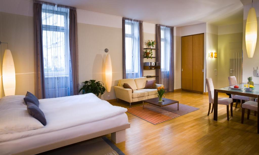 Mamaison Residence Belgická Prague - image 4