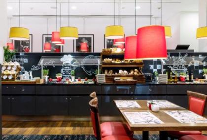 OREA Hotel Angelo Praha - image 14