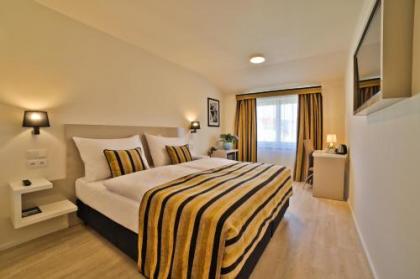 Ariston & Ariston Patio Hotel - image 1