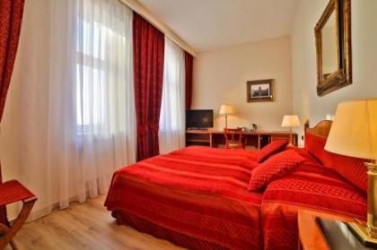Ariston & Ariston Patio Hotel - image 14