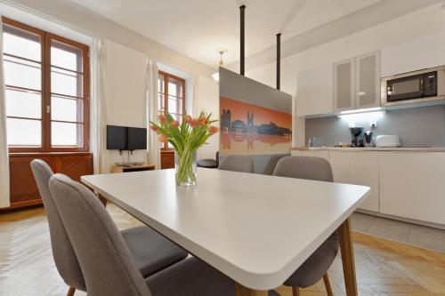 Historic Centre Apartments VIII - main image
