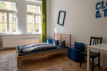 Clown and Bard Hostel - image 12