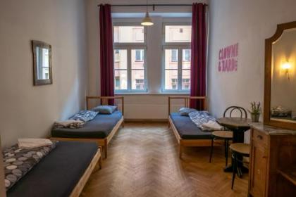 Clown and Bard Hostel - image 14