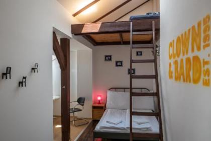 Clown and Bard Hostel - image 2