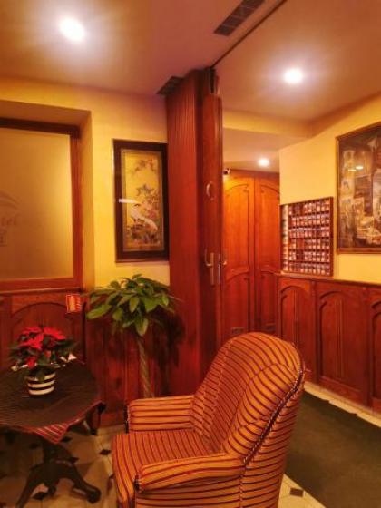 River Star Hotel - image 4