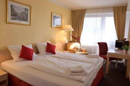 OAZA hotel - image 1