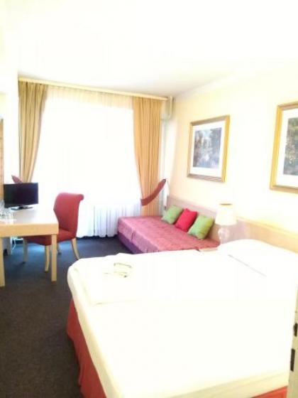OAZA hotel - image 2