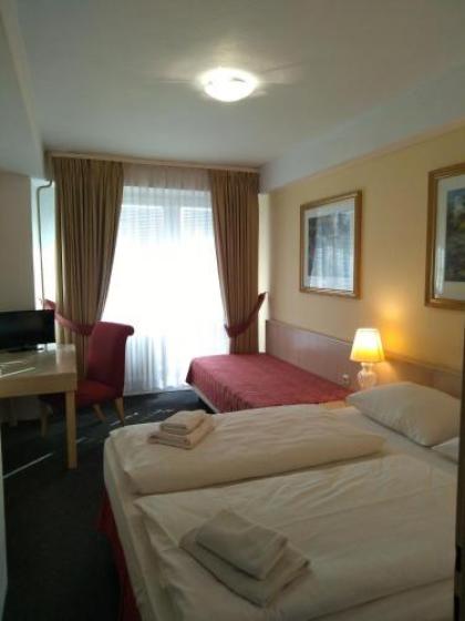 OAZA hotel - image 3