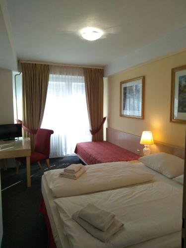 OAZA hotel - image 3
