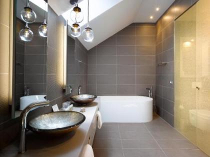 INNSiDE by Meliá Prague Old Town - image 3