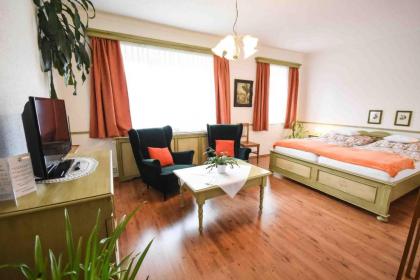 Hotel Diana & apartments - image 7
