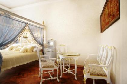 Art Apartments Celakovskeho Sady - image 17