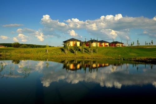 Black Bridge Hotel Apartment - main image