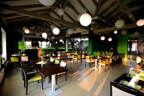 Black Bridge Hotel Apartment - image 5