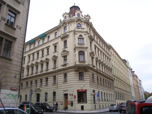 Luxury Loft - image 2