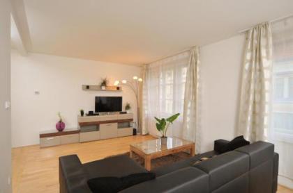 Selinor Old Town Apartments - image 17