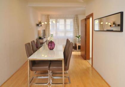Selinor Old Town Apartments - image 6