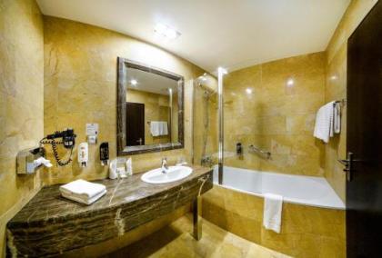 Grandior Hotel Prague - image 13