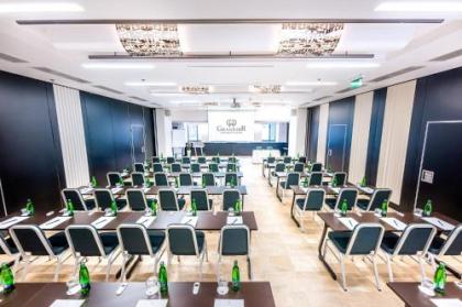 Grandior Hotel Prague - image 17