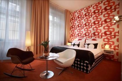 Vintage Design Hotel Sax - image 1