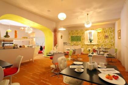 Vintage Design Hotel Sax - image 19