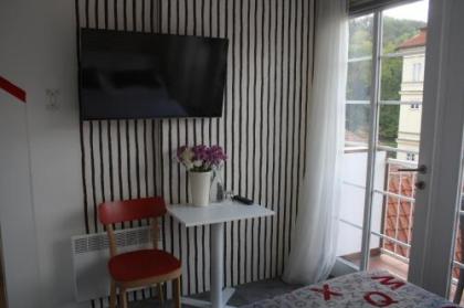 Vintage Design Hotel Sax - image 5
