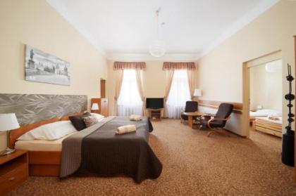 Hotel City Bell - image 4