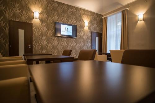 Hotel City Bell - image 5