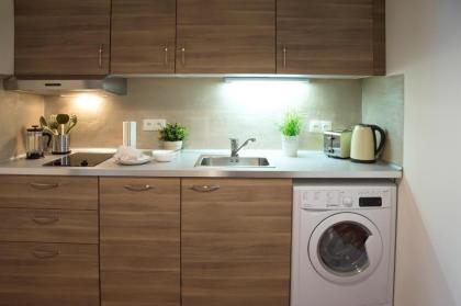 Apartment Krakovska 5 - image 16