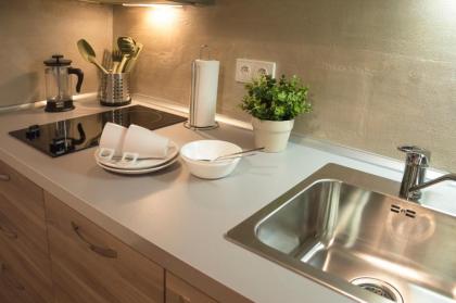 Apartment Krakovska 5 - image 20