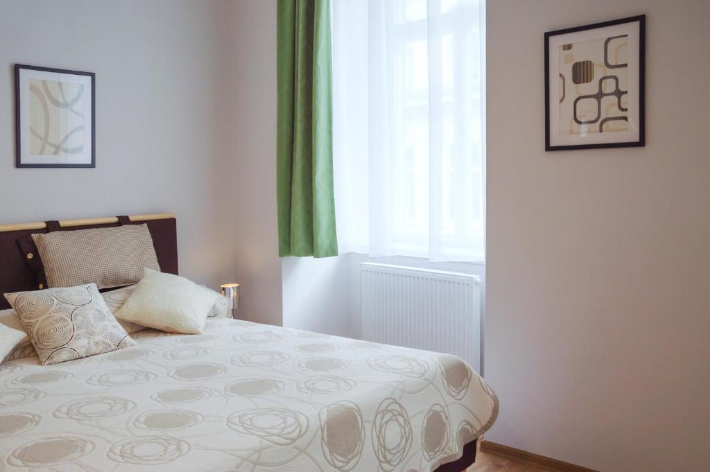 Apartment Krakovska 5 - image 5