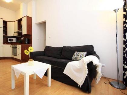 Theatre Apartments - image 11