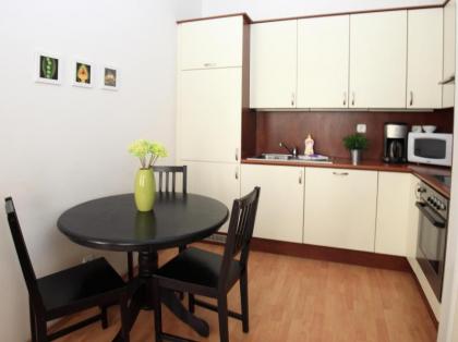 Theatre Apartments - image 15