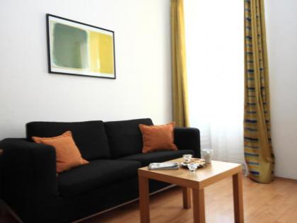 Theatre Apartments - image 2