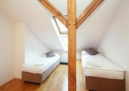 Vltava Penthouse - image 15