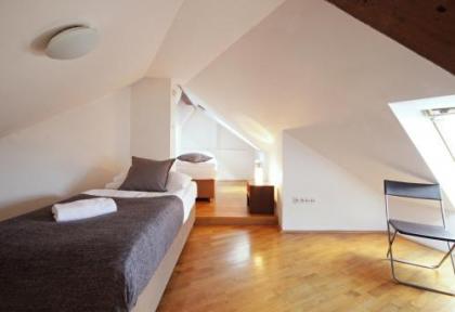 Vltava Penthouse - image 16