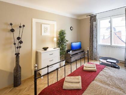 Old Town - Templova Apartments - image 12