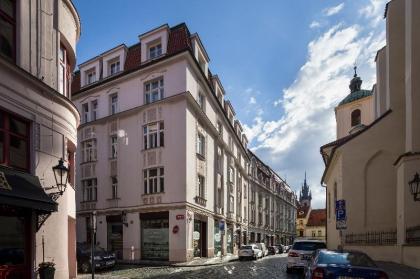 Old Town - Templova Apartments - image 3