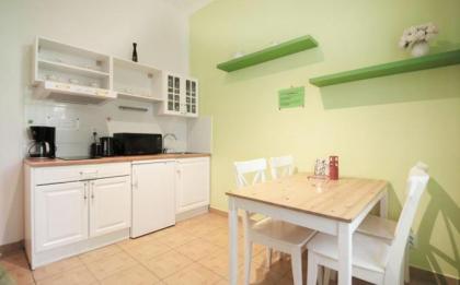 Condo Vinohrady II - image 16