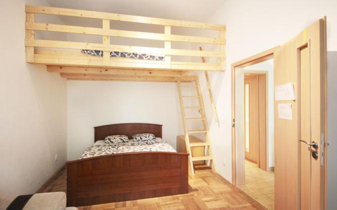 Condo Vinohrady II - image 4