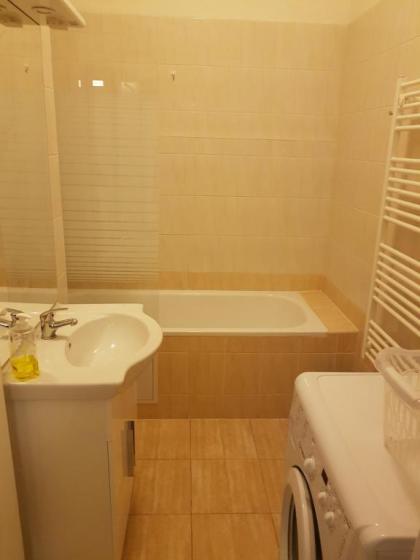 Hostel Opletalova - image 10