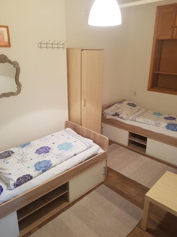 Hostel Opletalova - image 2