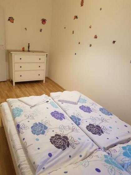 Hostel Opletalova - image 8