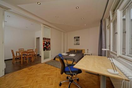 Apartments Vorsilska - image 11