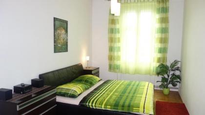 Apartments Rokytka - Praha - image 12
