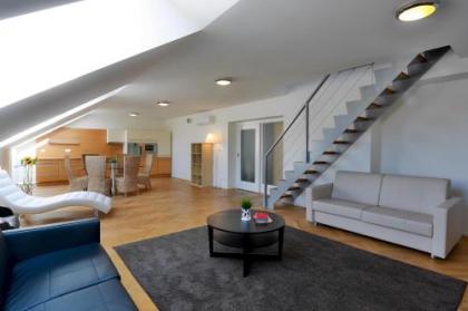 James Hotel & Apartments - image 2